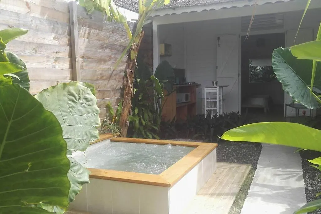 Apartment Le Tiki Gite Cote Canne Grand-Bourg